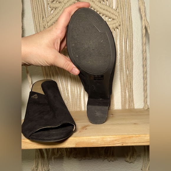 Guess size 9 short heal - Picture 4 of 4